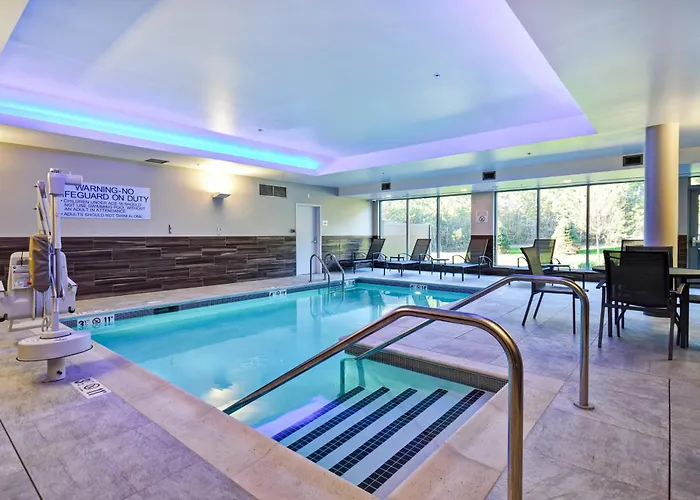 Fairfield Inn & Suites By Marriott Plymouth